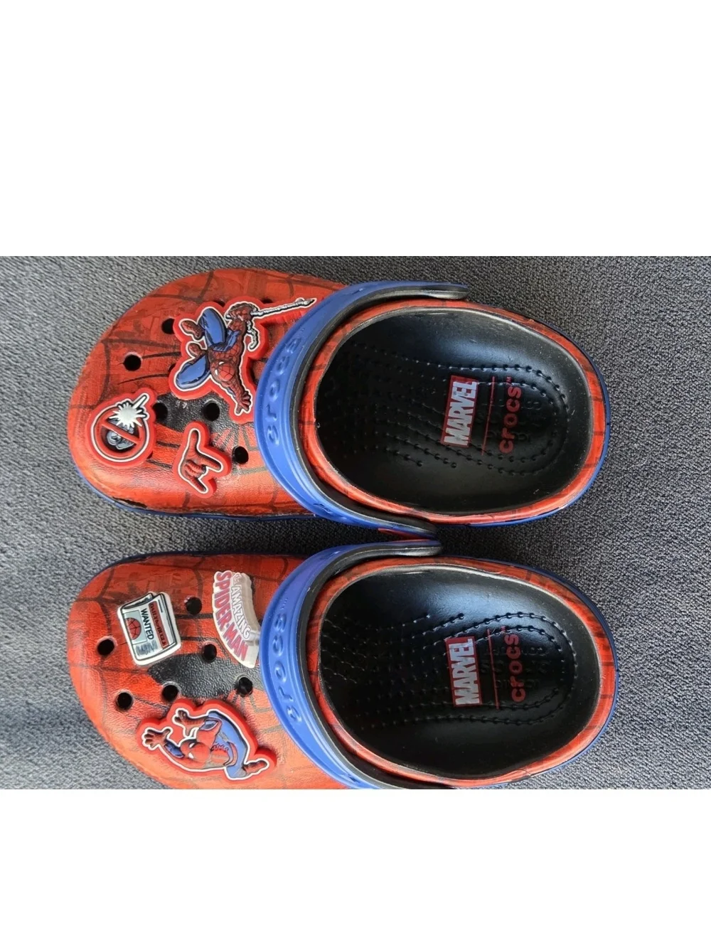 Marvel Spider-Man Crocs Clogs Toddler Size 6 with 3D Charms Deadpool Spider-Man
